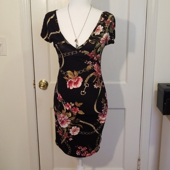 bailey blue Dresses & Skirts - Black Floral Dress